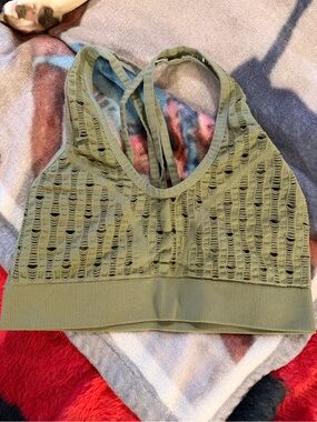 Victoria Sport Olive Green Cutout Sports Bralette
